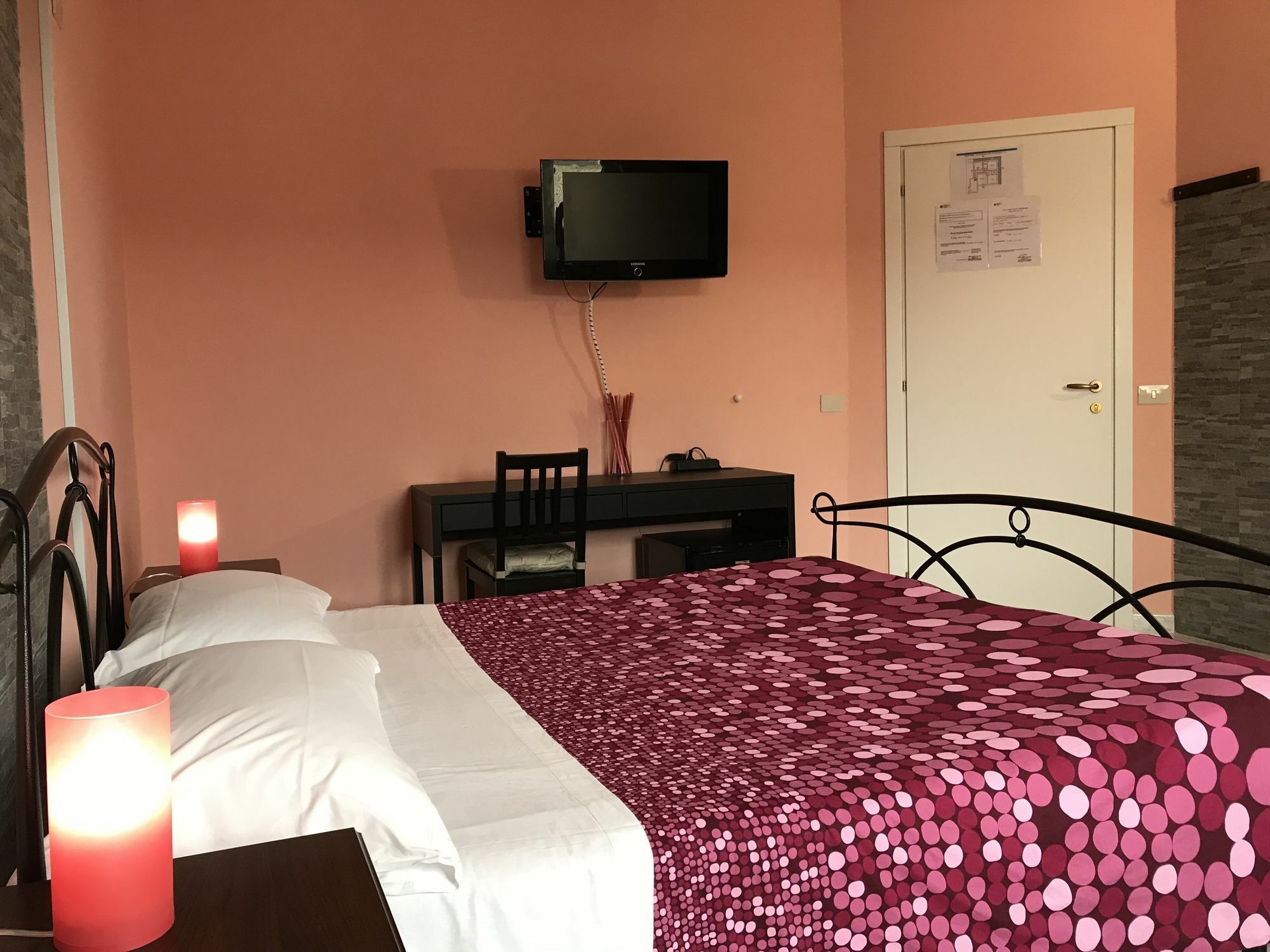 Guest House Il Faraone Fiumicino Exterior foto